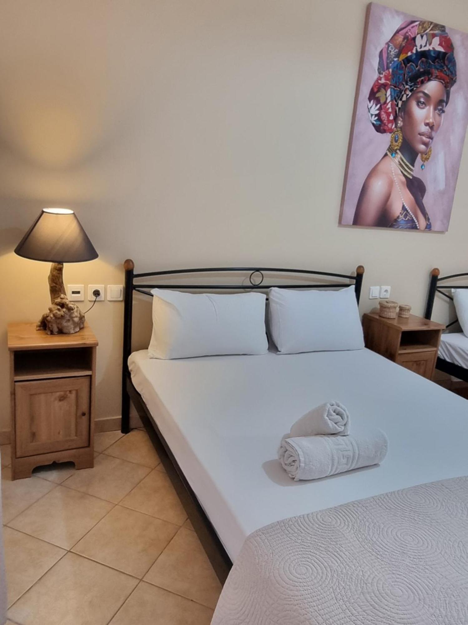 Marathon Studios & Apartments Керион Номер фото