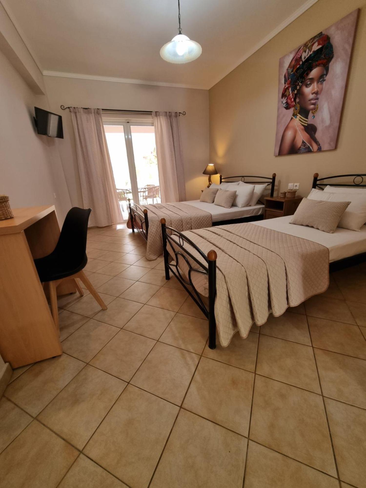 Marathon Studios & Apartments Керион Номер фото